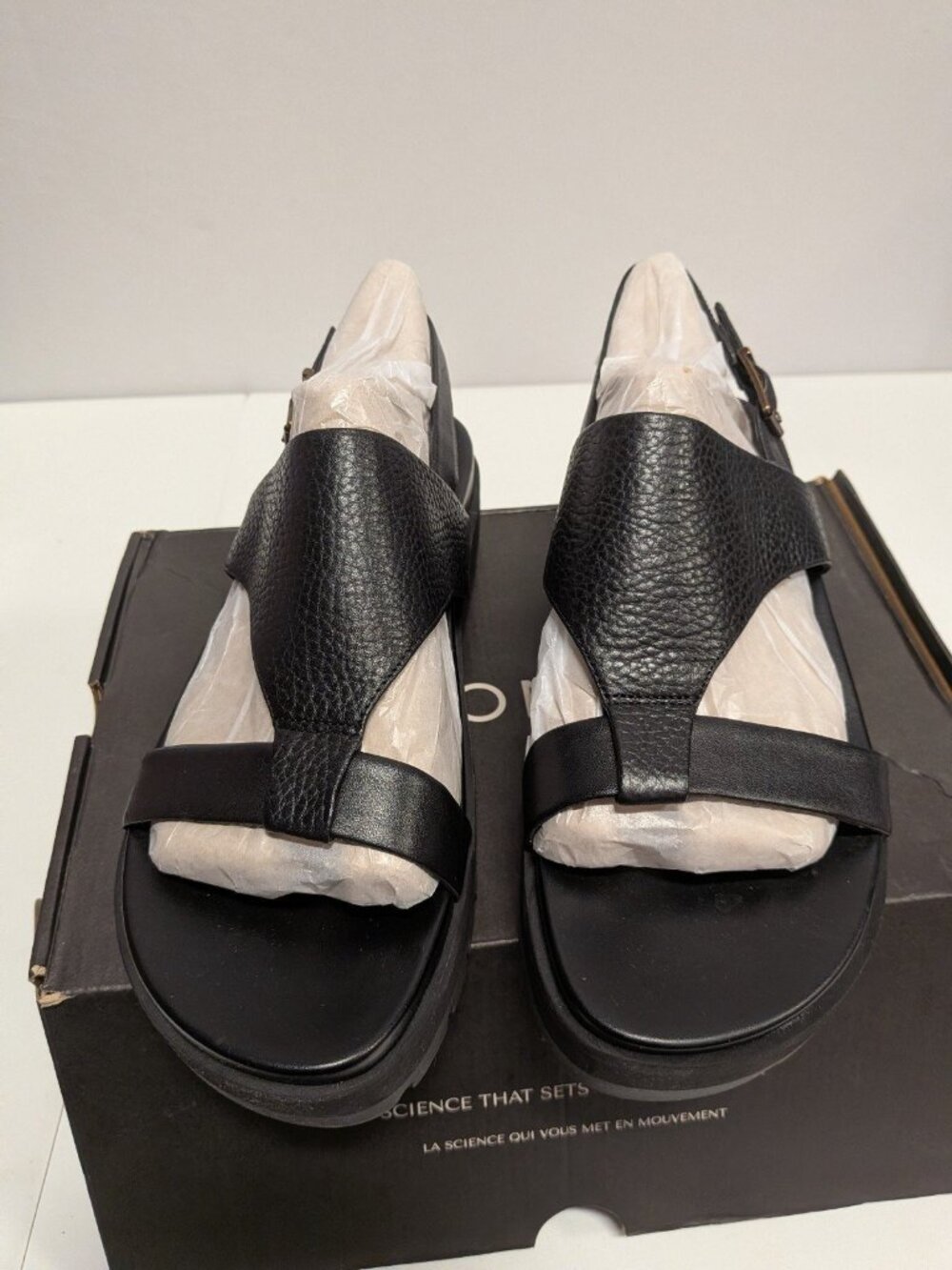 Vionic Alondra Lug Women's T-Strap Comfort Sandal size 9.5 - Picture 2 of 7